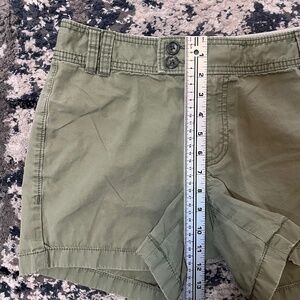 Banana Republic cotton shorts with a 4" inseam